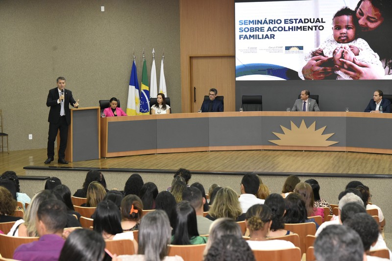 Coordenador do Caopije, promotor de Justiça Sidney Fiori Júnior, na abertura do evento