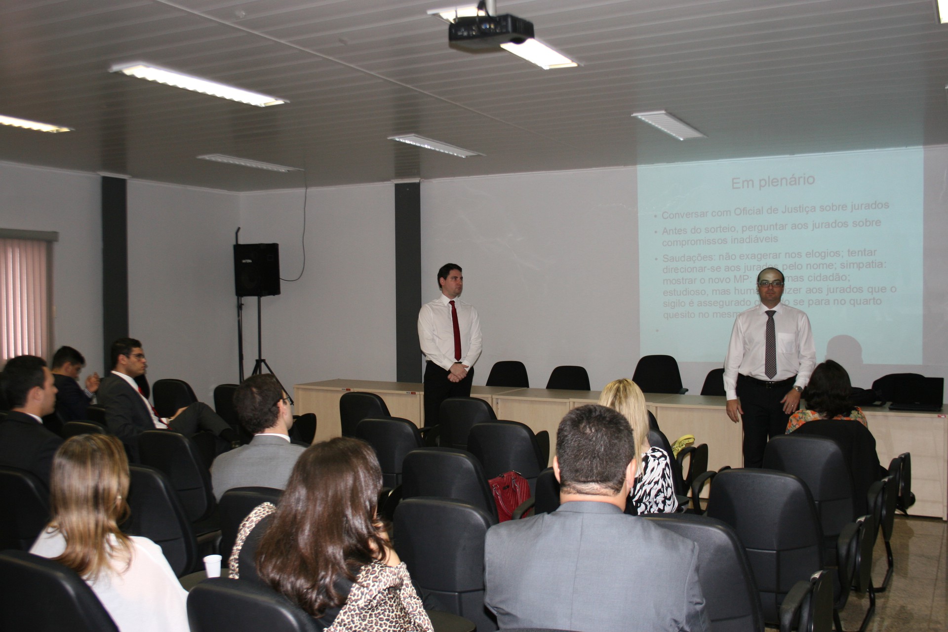 Os cursos foram ministrados pelos promotores Diego Nardo e Benedicto Guedes,