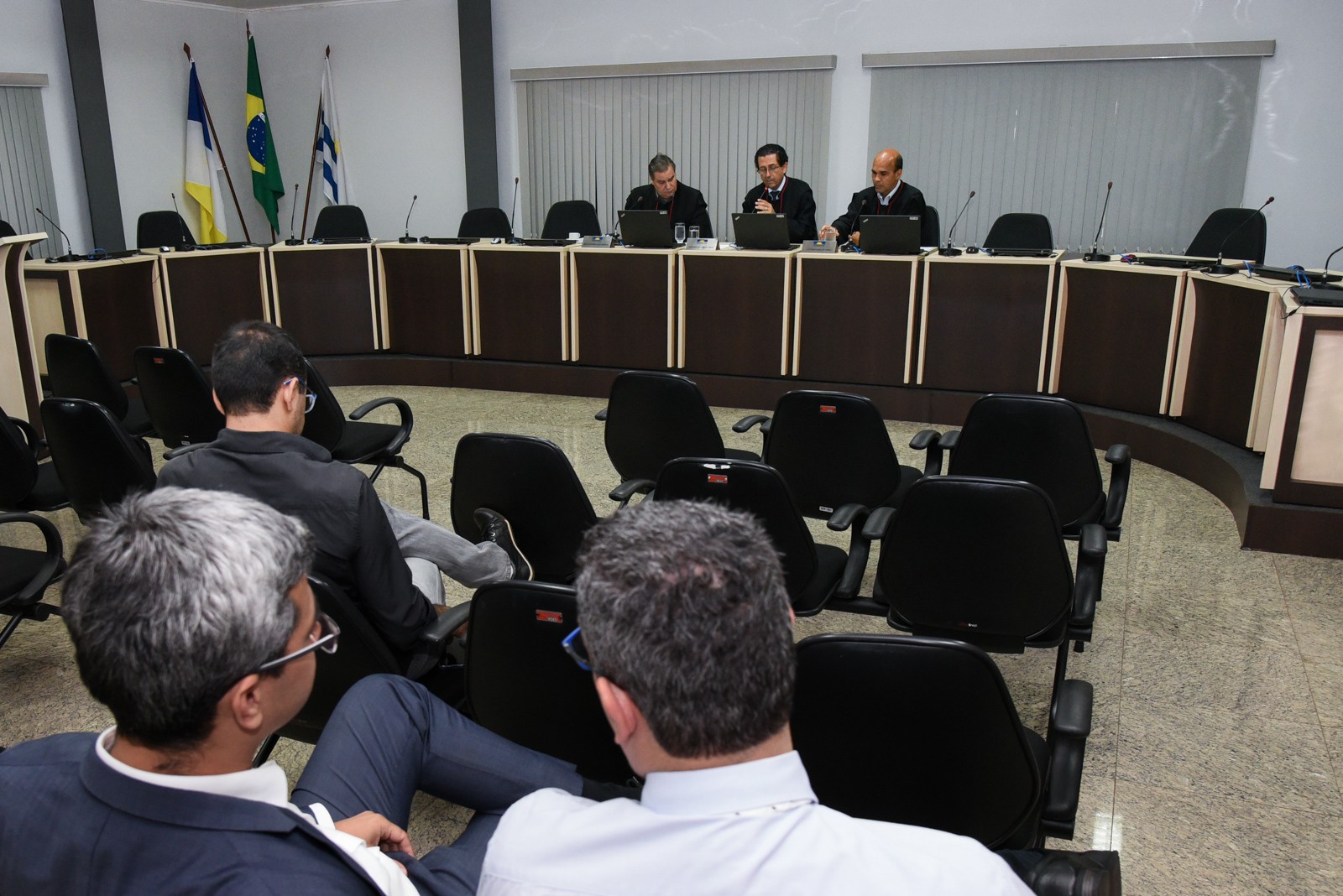 Sessão ocorreu na quinta-feira, dia 3