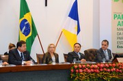 Encontro reuniu diversas autoridades