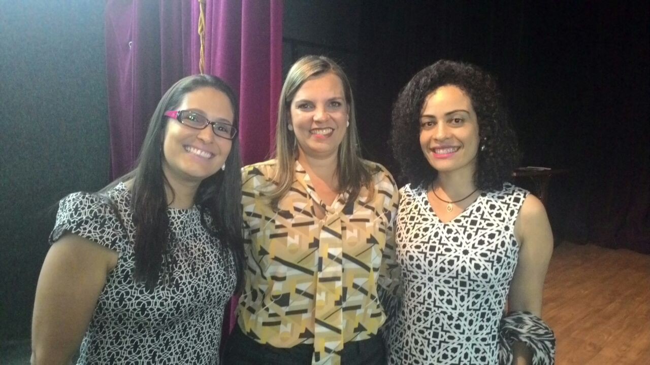 Promotora de Justiça Thaís Lopes ao lado da vice-governadora e da secretária de defesa social