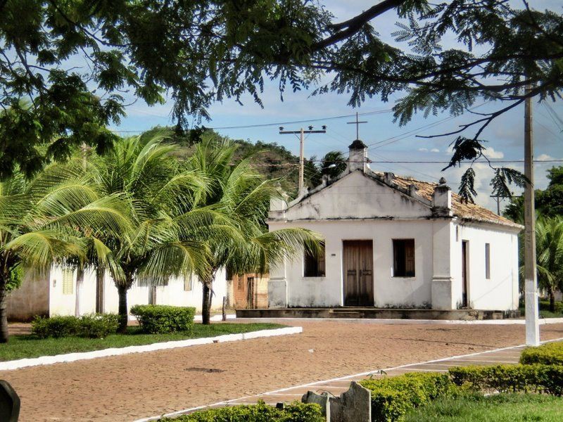 Imagem da cidade de Lizarda, com igreja em destaque (Foto: lizarda.to.gov.br)