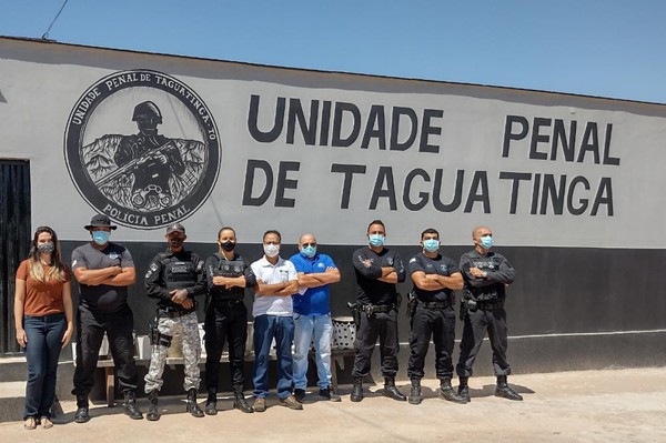 Registro da visita do promotor de Justiça Lissandro Anielo Alves Pedro