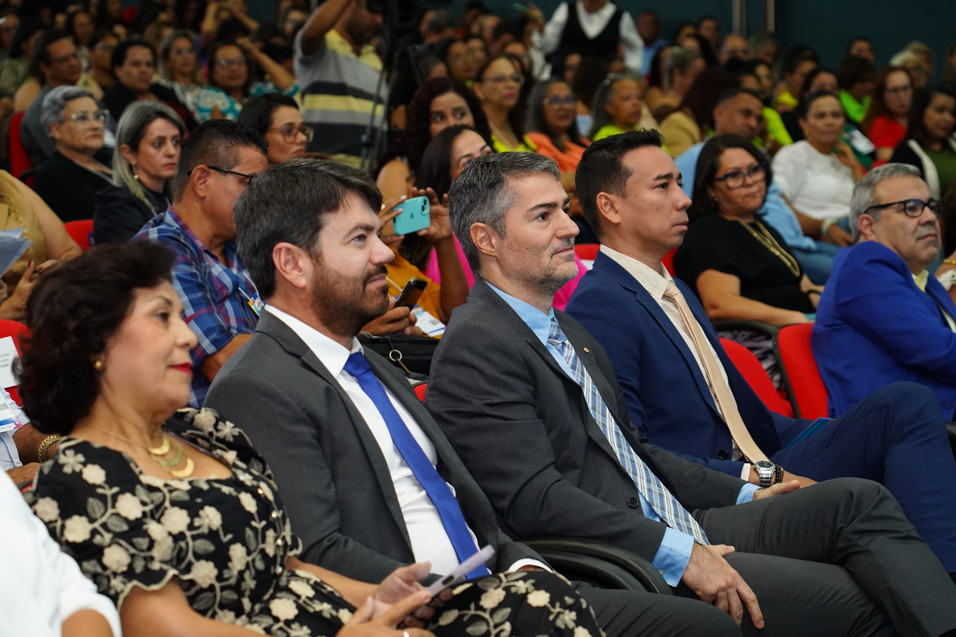 Promotores de Justiça Thiago Ribeiro Franco Vilela e Sidney Fiore Júnior participaram de premiação