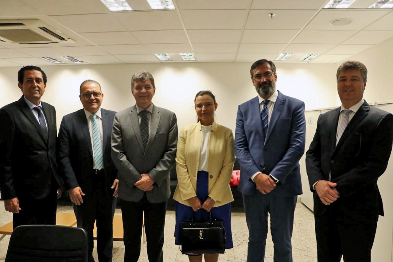 PGJ do Tocantins ao lado de outros integrantes do CNPG