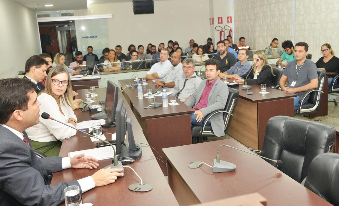 DEbates contaram com a participação de autoridades e especialistas do assunto