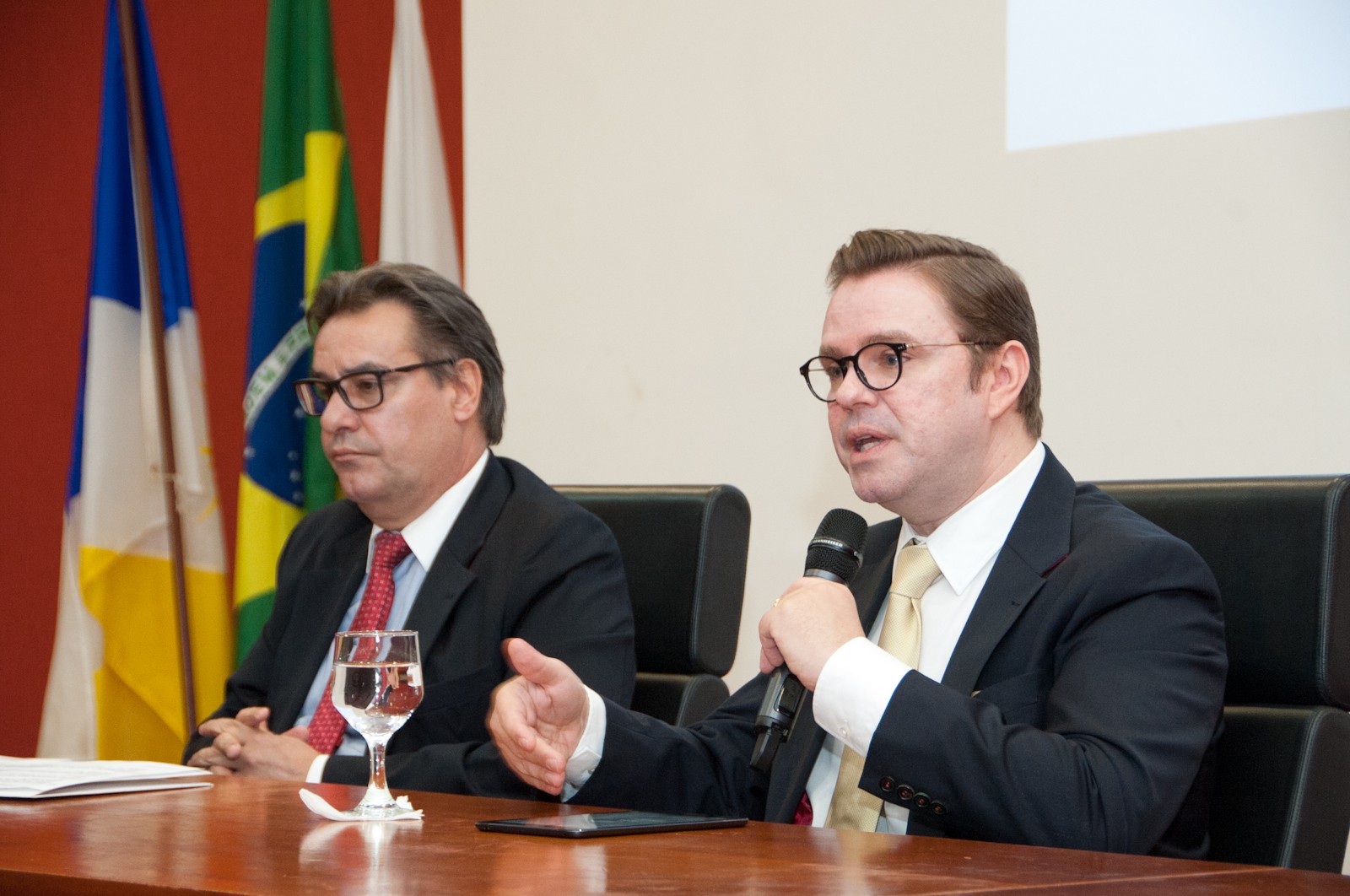 Promotor de São Paulo abriu as discurssões