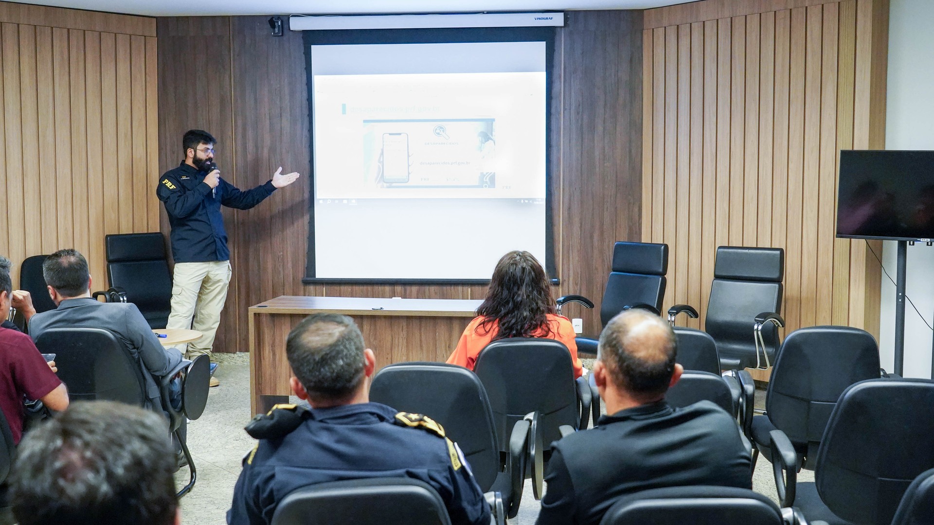 Encontro define formação de Grupos de Trabalho para aprimorar a comunicação e atuação da rede de proteção